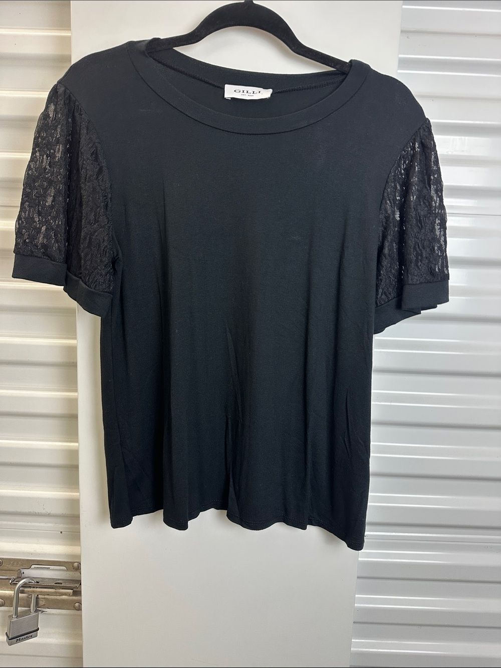 Gilli Lace Sleeve Black Women's Tee